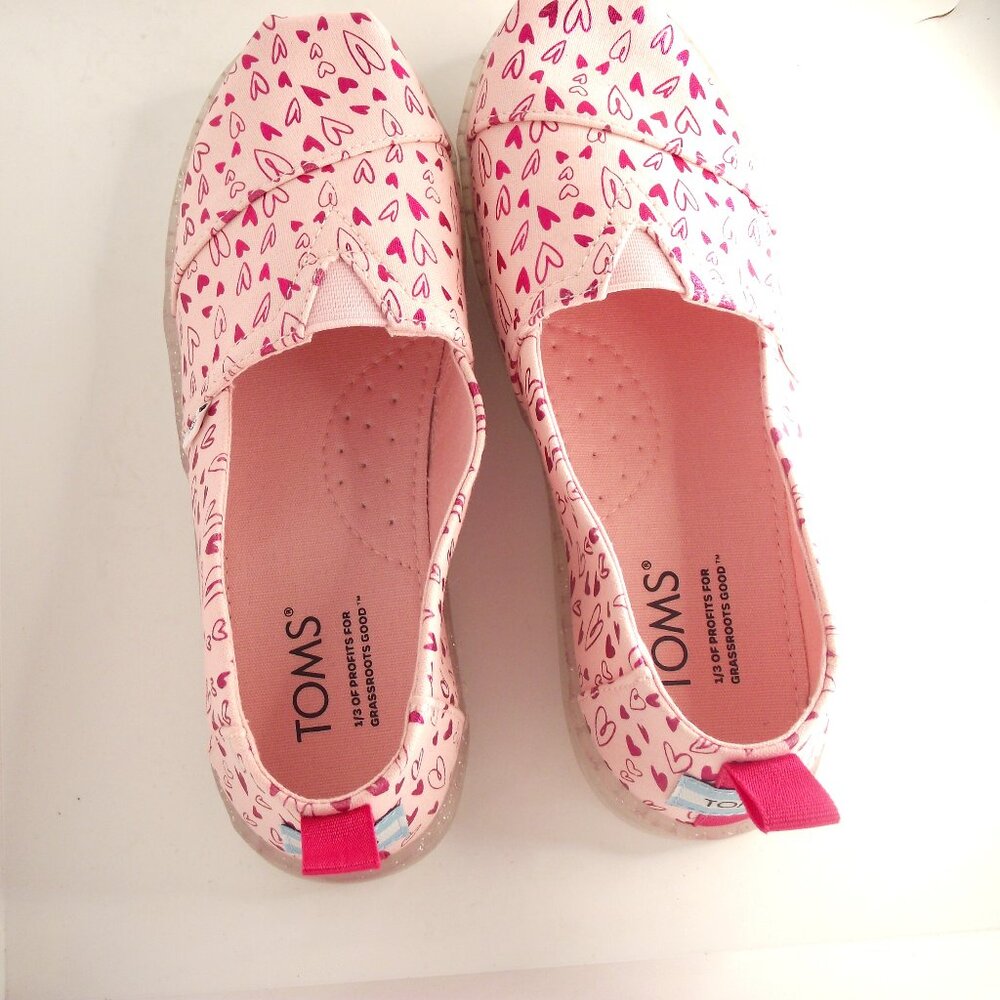 Toms Kids Pink Heart Print Slip-On Sneakers
